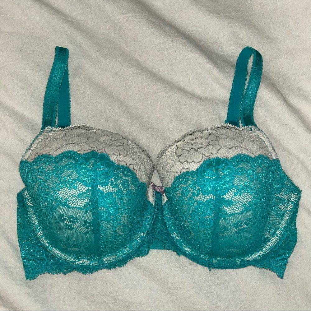 Victoria’s Secret Dream Angels Lace Lined Demi Bra​​